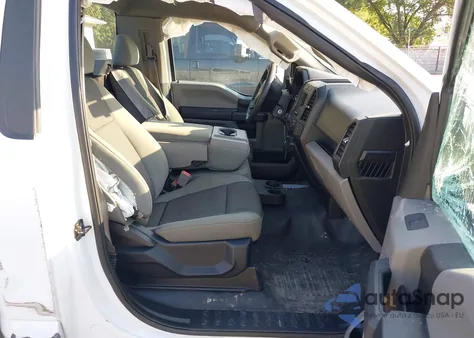 2019 Ford F-150 Xl z USA, uszkodzony, nr VIN 1FTMF1CB2KKF00011